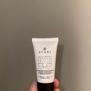 Avant Hyaluronic Centella Moisturizer